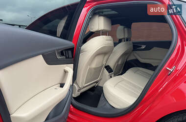 Седан Audi A4 2020 в 