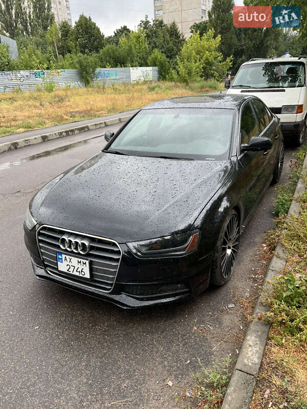 Седан Audi A4 2014 в Харкові