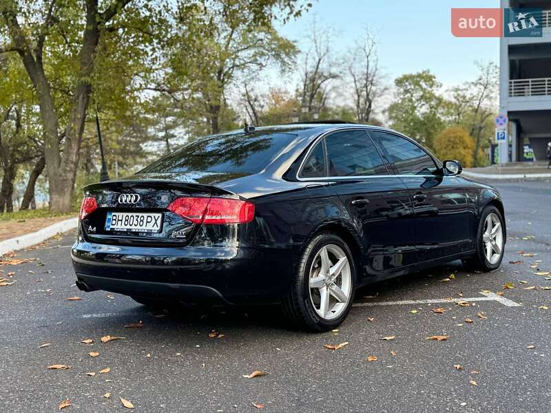 Седан Audi A4 2011 в Одесі