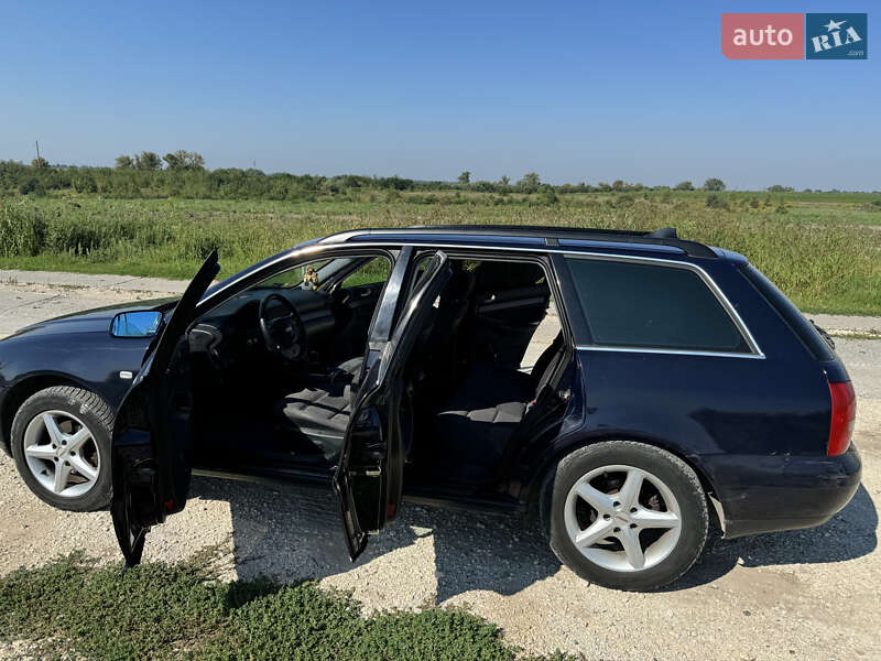 Универсал Audi A4 1999 в Львове