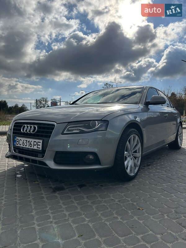 Седан Audi A4 2008 в Золочеве