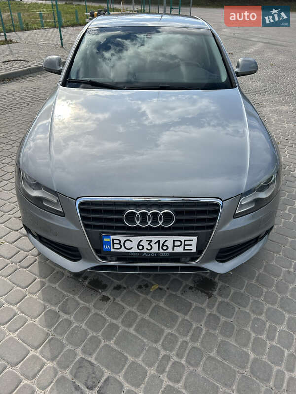 Седан Audi A4 2008 в Золочеве