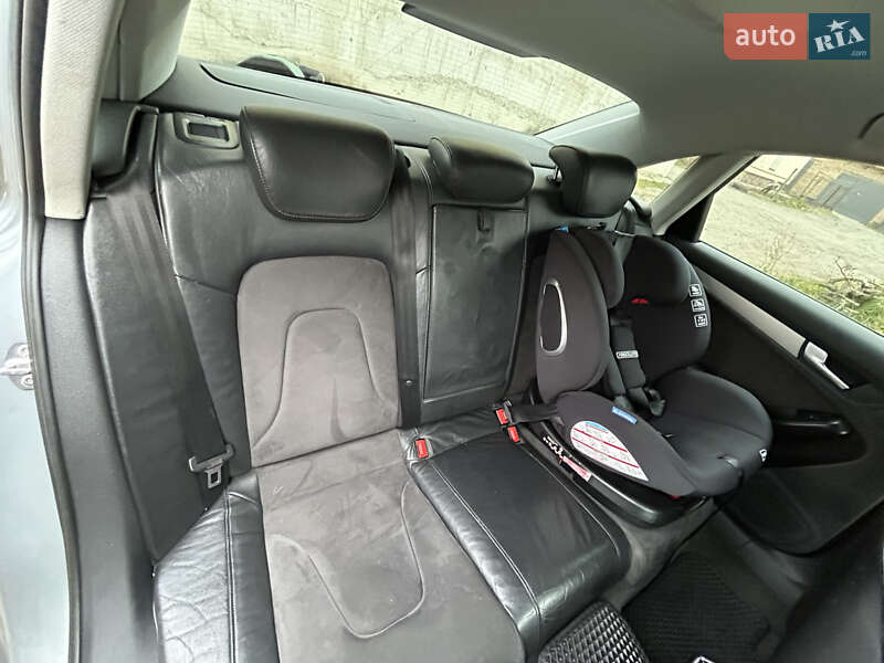 Седан Audi A4 2008 в Золочеве