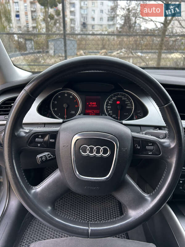 Седан Audi A4 2008 в Золочеве