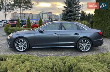 Седан Audi A4 2022 в Львове