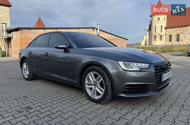 Седан Audi A4 2016 в Бережанах