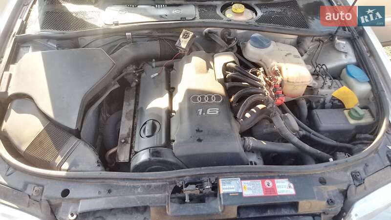 Седан Audi A4 2000 в Кривом Роге