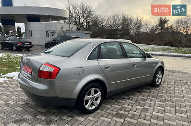 Седан Audi A4 2004 в Староконстантинове