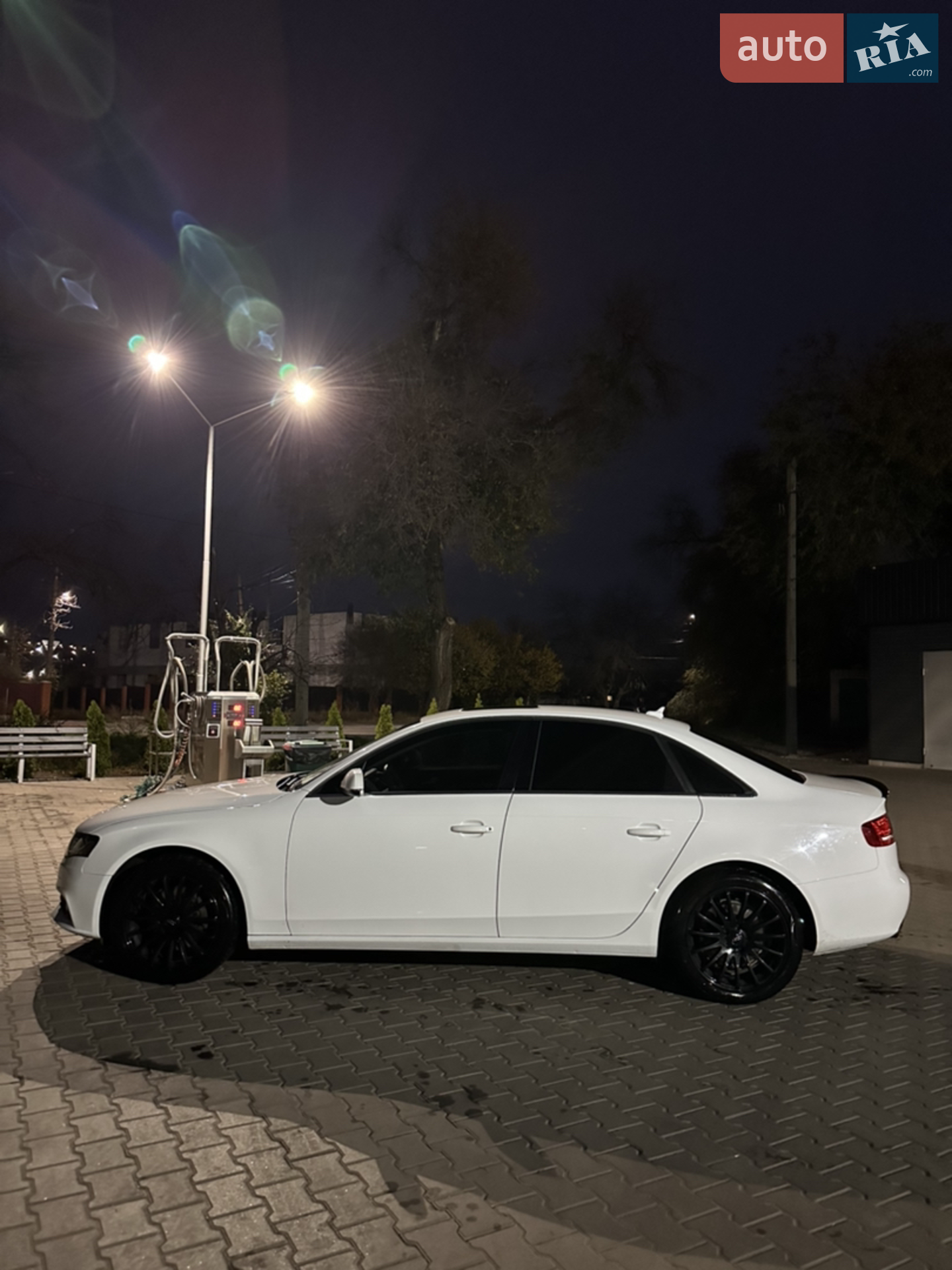 2011 Audi A4 - мініатюра 3