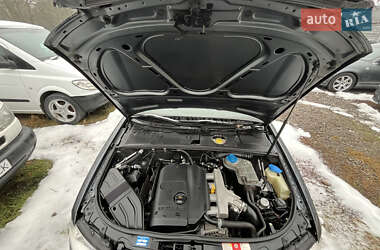 Седан Audi A4 2002 в 