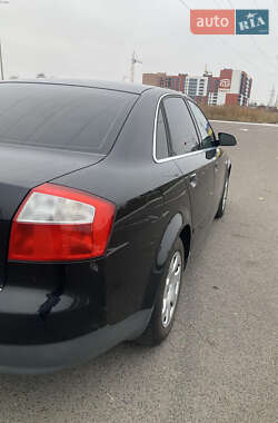 Седан Audi A4 2003 в Зміїві