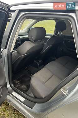 Универсал Audi A4 2005 в Рокитном