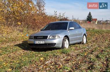 Седан Audi A4 1996 в Львові