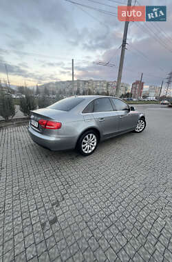 Седан Audi A4 2009 в 