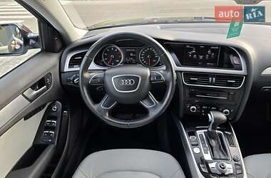 Седан Audi A4 2014 в Луцьку