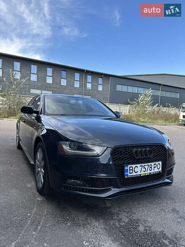 Седан Audi A4 2014 в Львові