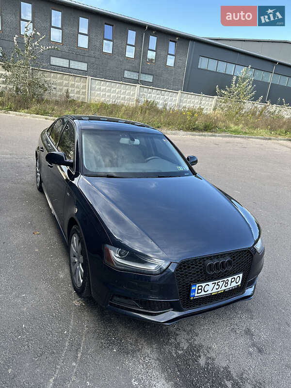 Седан Audi A4 2014 в Львові