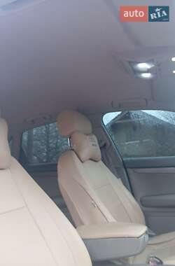 Седан Audi A4 2004 в Городенці