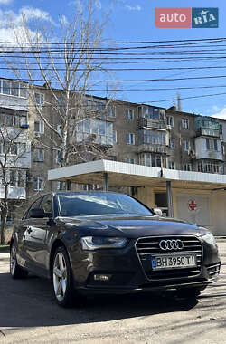 Седан Audi A4 2012 в Одессе