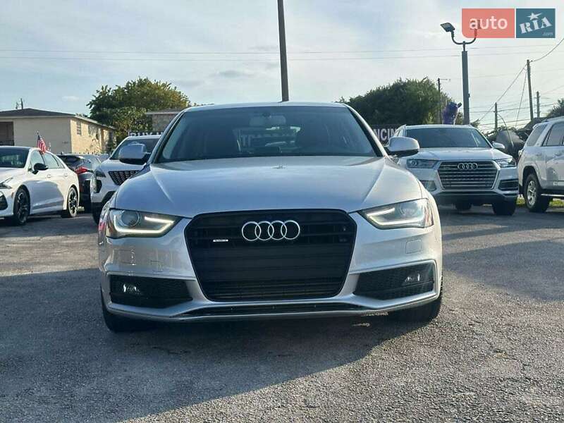 Седан Audi A4 2014 в Львове