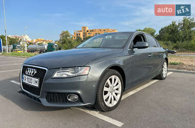 Седан Audi A4 2010 в Києві