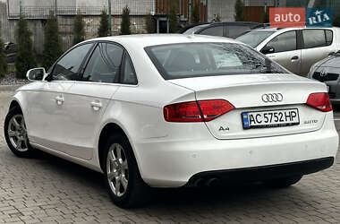 Седан Audi A4 2010 в Володимирі