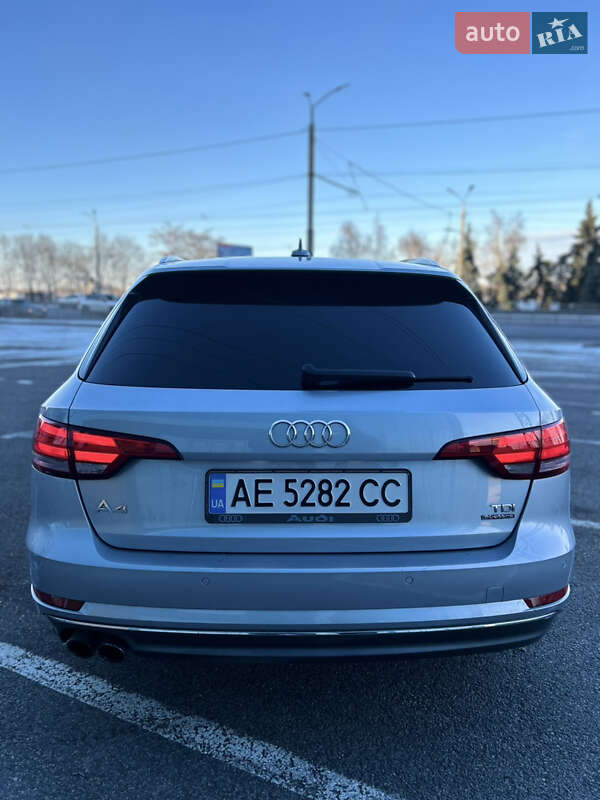 Универсал Audi A4 2016 в Днепре