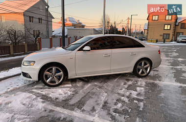 Седан Audi A4 2012 в Виннице