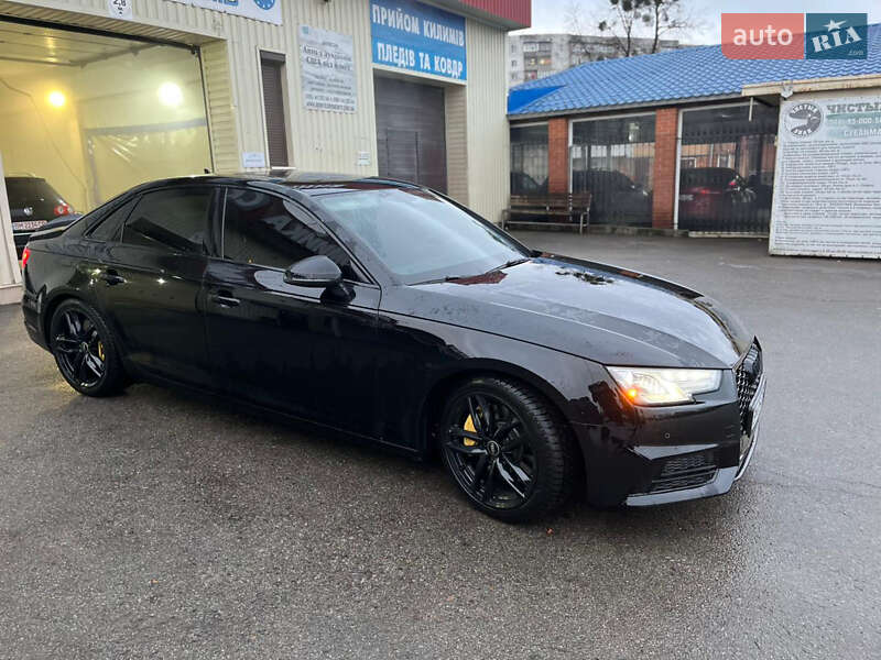 Седан Audi A4 2019 в Сумах