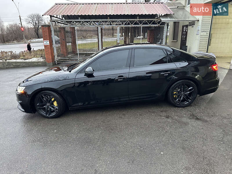 Седан Audi A4 2019 в Сумах