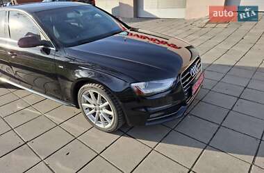 Седан Audi A4 2014 в Луцке