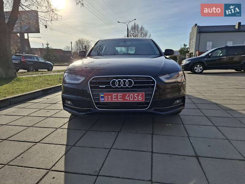 Седан Audi A4 2014 в Луцке