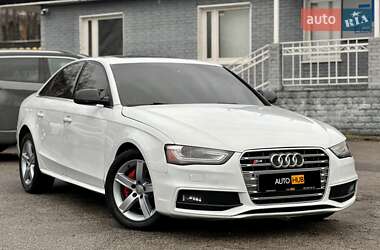 Седан Audi A4 2015 в Харкові