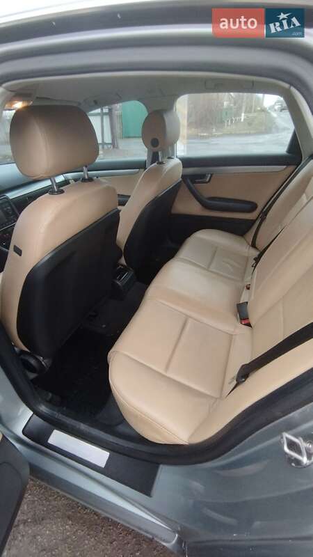 Седан Audi A4 2005 в Дніпрі