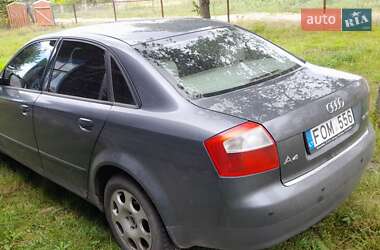 Універсал Audi A4 2001 в Рівному