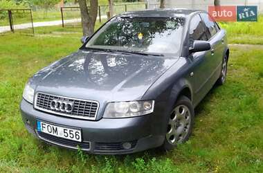 Універсал Audi A4 2001 в Рівному