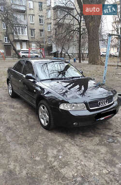 Седан Audi A4 1999 в Києві