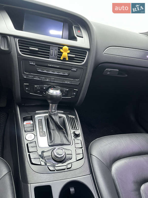 Седан Audi A4 2008 в Киеве