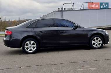 Седан Audi A4 2009 в Кривом Роге