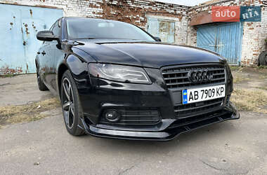 Седан Audi A4 2011 в Виннице