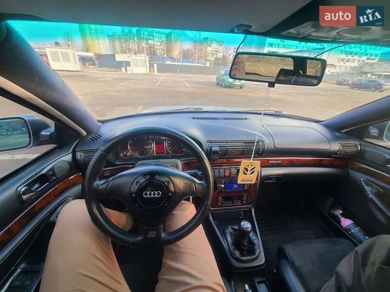 Універсал Audi A4 1997 в Києві