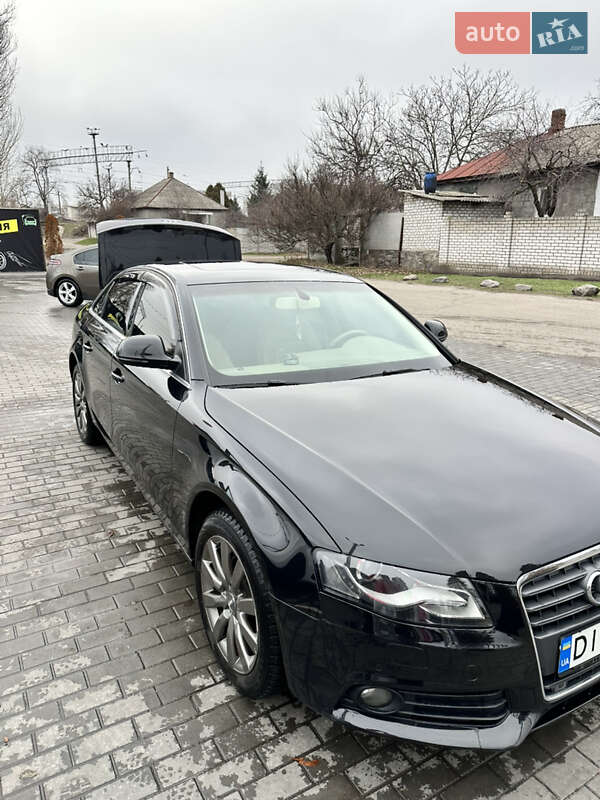 Седан Audi A4 2008 в Кременчуге