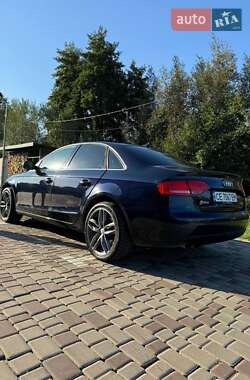 Седан Audi A4 2010 в 