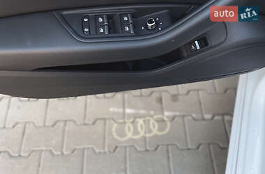 Седан Audi A4 2020 в Киеве