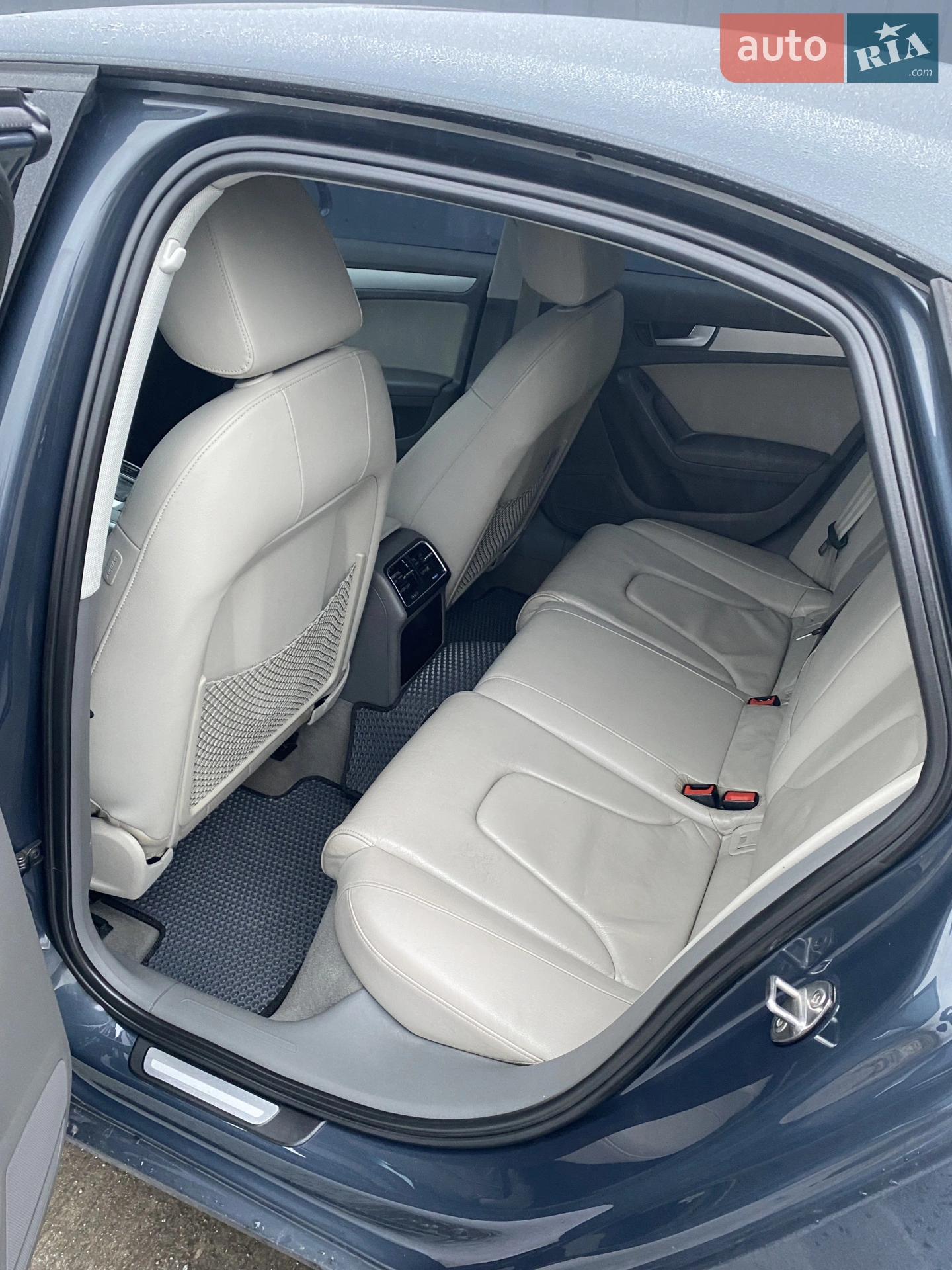 2010 Audi A4 - мініатюра 7