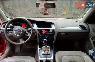 Седан Audi A4 2012 в Киеве