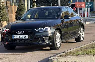 Седан Audi A4 2022 в Киеве