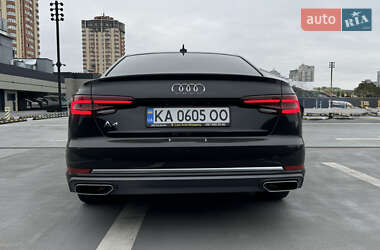 Седан Audi A4 2018 в Киеве