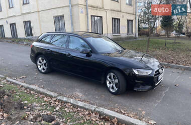 Универсал Audi A4 2019 в 