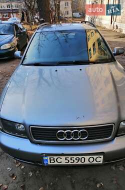 Универсал Audi A4 1998 в Киеве